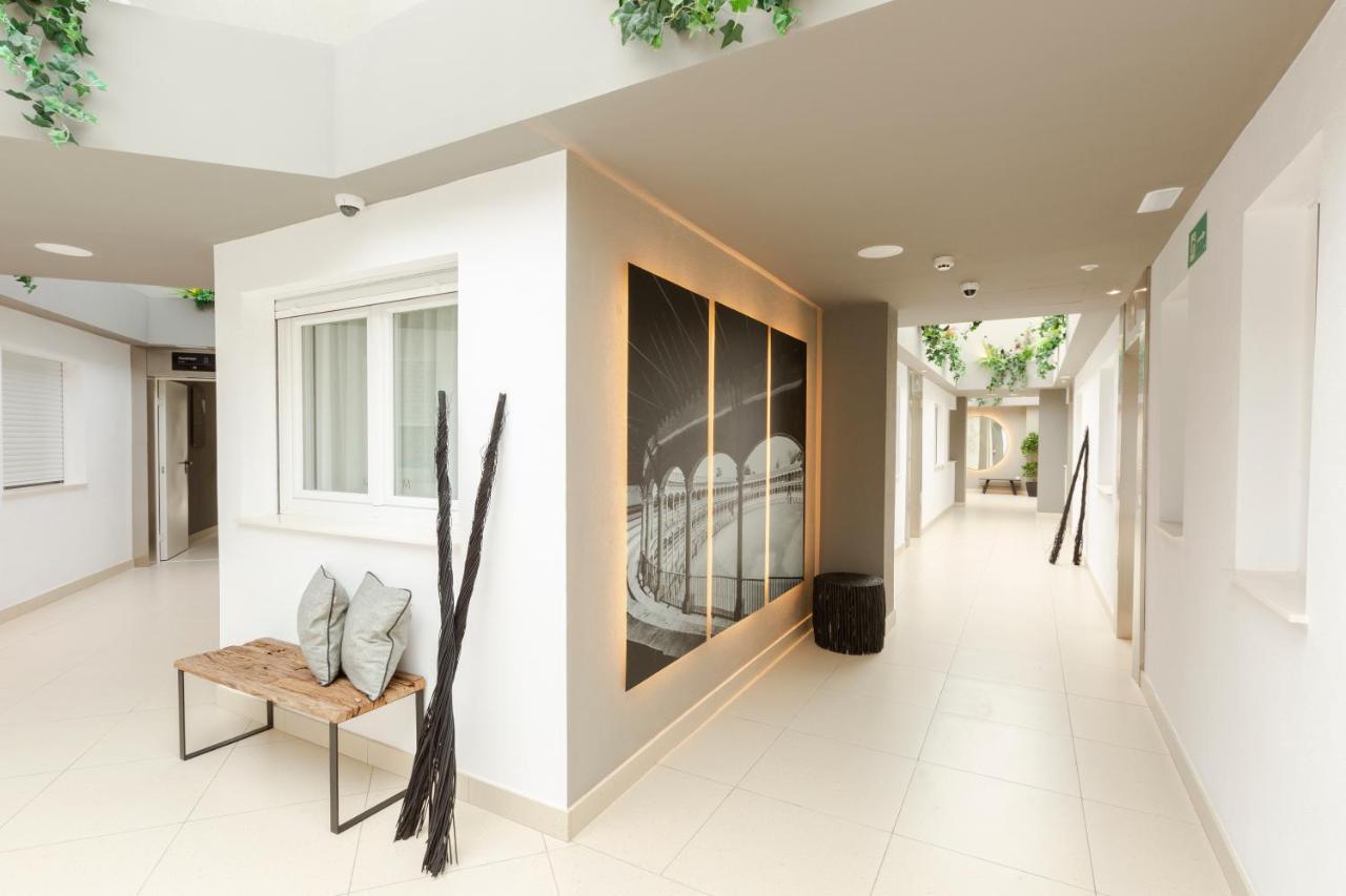 Apartamentos Martalia Arenal روندا المظهر الخارجي الصورة