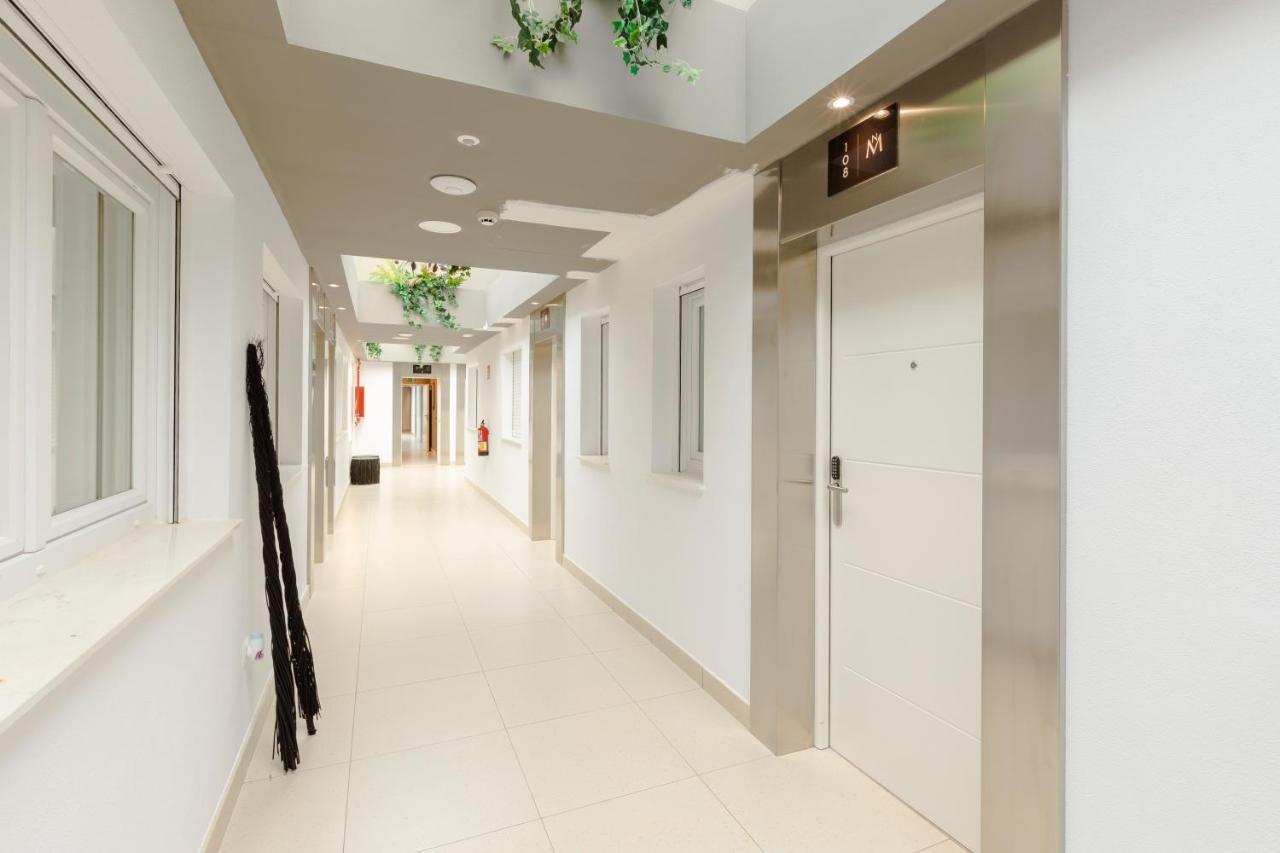 Apartamentos Martalia Arenal روندا المظهر الخارجي الصورة