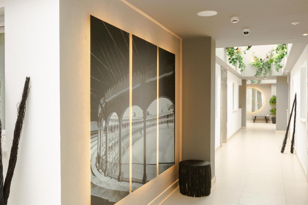 Apartamentos Martalia Arenal روندا المظهر الخارجي الصورة
