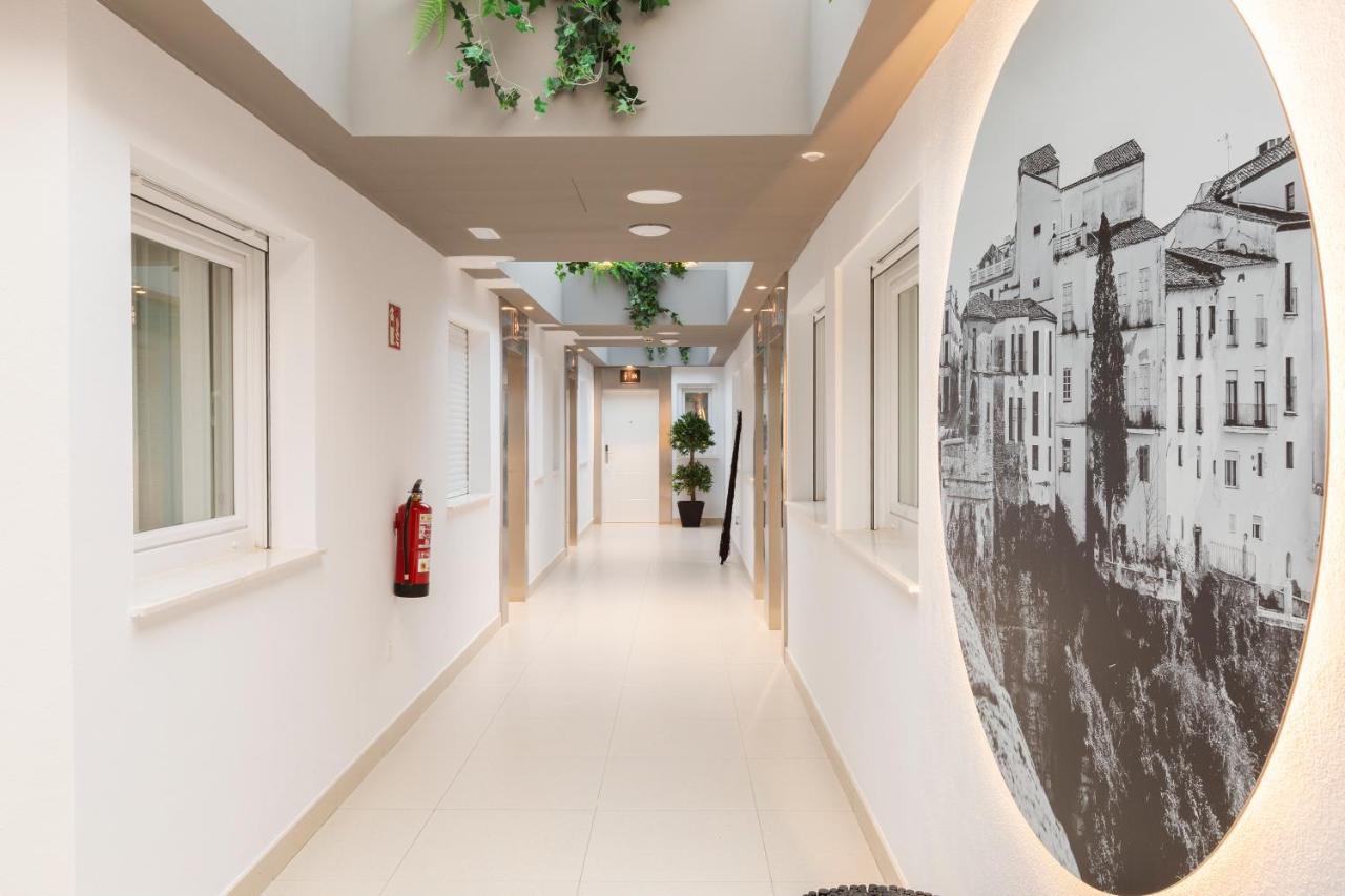 Apartamentos Martalia Arenal روندا المظهر الخارجي الصورة
