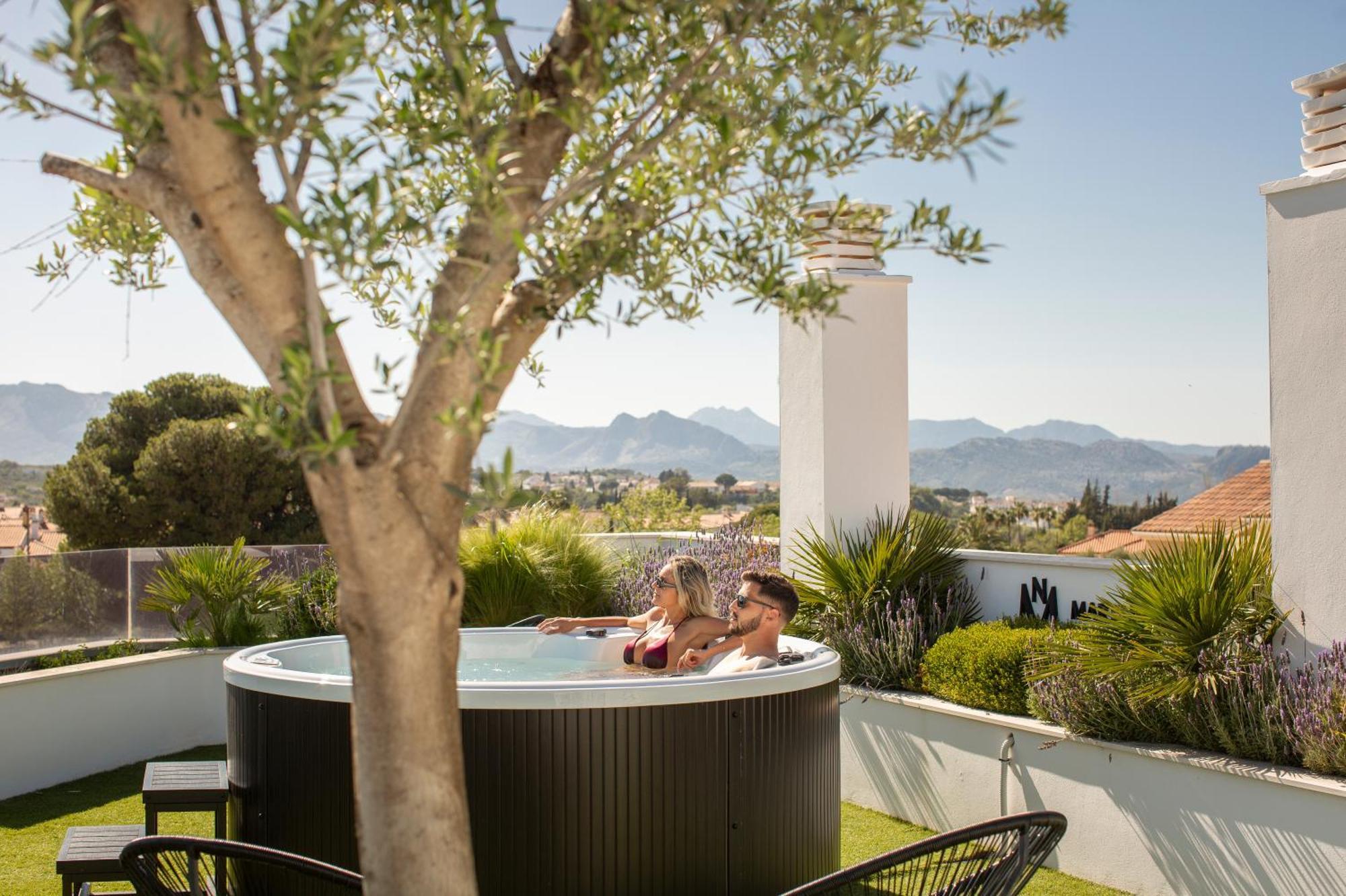 Apartamentos Martalia Arenal روندا المظهر الخارجي الصورة